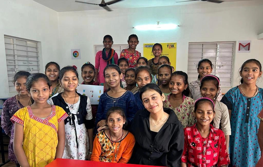An Inanna community visit with students